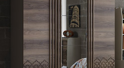 Vega 3 Kapili Wardrobe