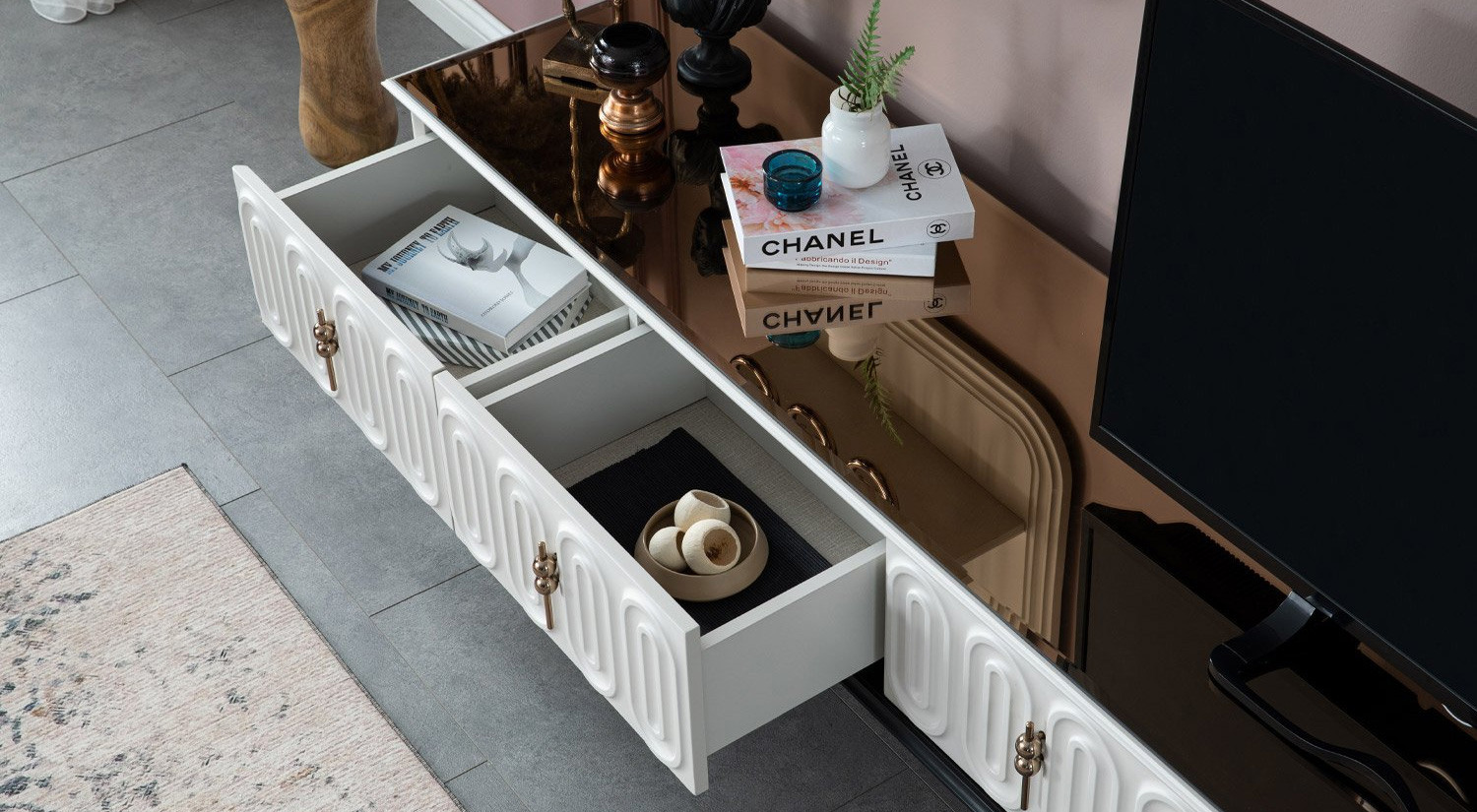 Belgrad Duvar Ünitesi